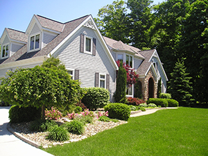 Landscapers and Lawncare Services in De Queen, AR